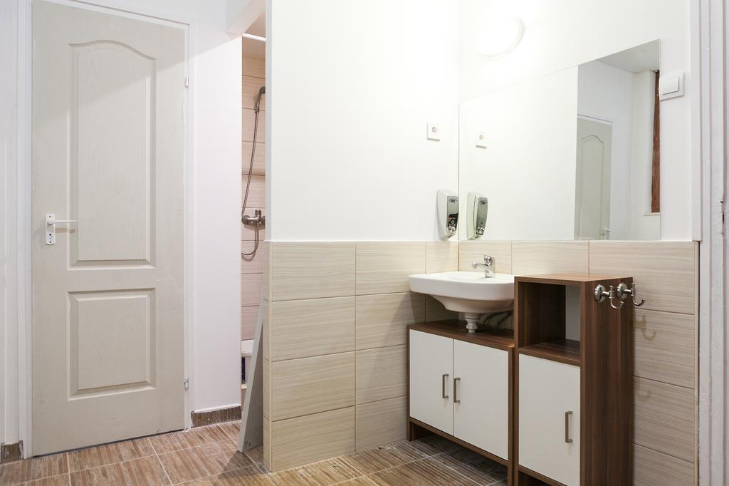 Junior Tower Apartment บูดาเปสต์ ภายนอก รูปภาพ